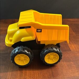 Cat 8" Dump Truck Toy Sturdy Plastic